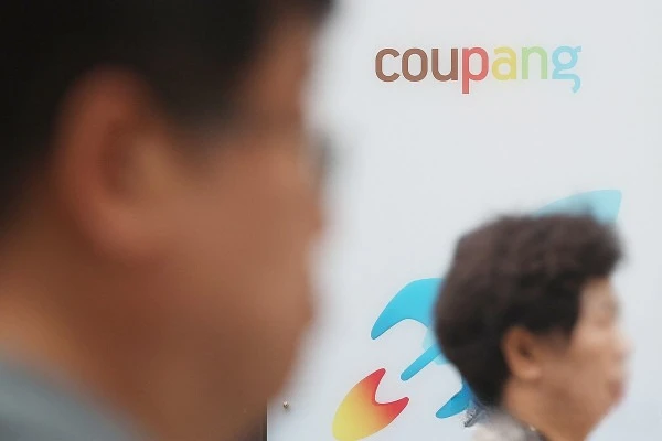 [대규모 개인정보유출] 쿠팡 계정 3,370만개 노출…“사실상 전 고객 정보 유출”